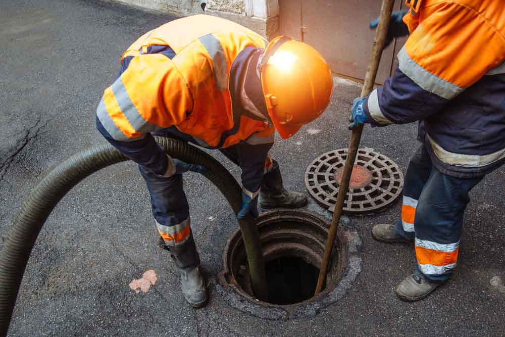 backed-up sewer line / sewage cleaning backed-up sewer line / sewage cleaning